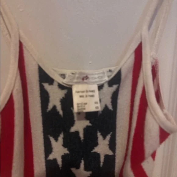 Vertigo Paris Red, White, and Blue Star Crop Top patriotic tank top - Picture 5 of 8
